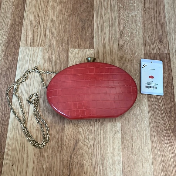 Sondra Roberts Oval Croc Embossed Clutch - Picture 3 of 7